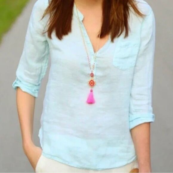 GUC Lilly Pulitzer Key Largo Linen Top Shirt Blouse Whisper Blue Size SMALL - Picture 2 of 5